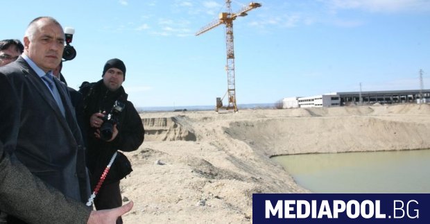 Проектът за АЕЦ Белене изглежда все повече като котката на