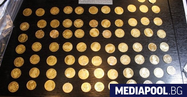 Прокуратурата е открила златни монети при обиска в къщата на