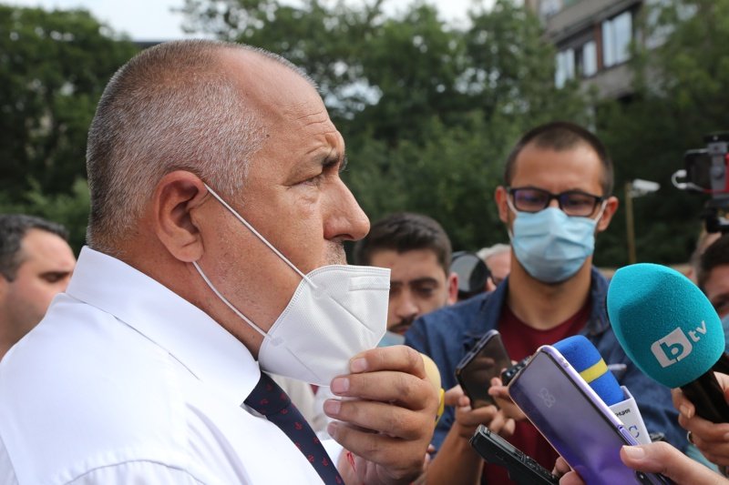 Борисов след разпита: Прокуратурата прави тези събития публични, за да се угоди на Радев