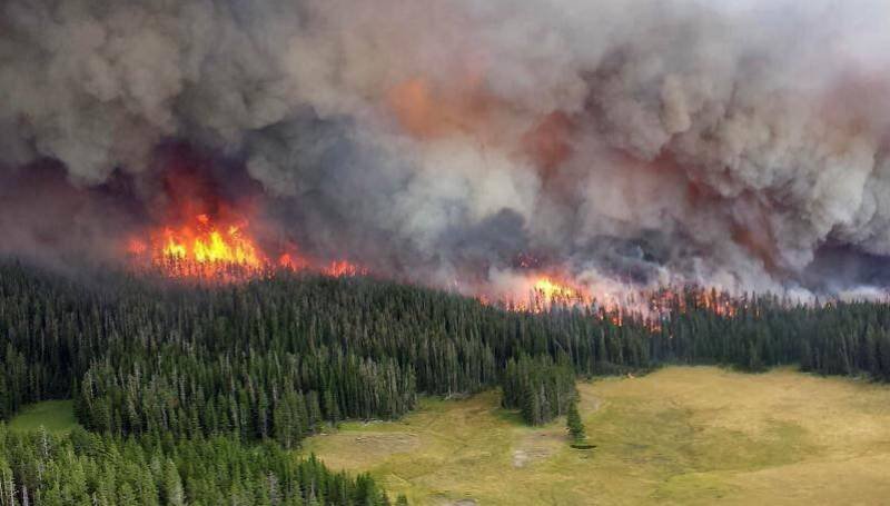 Руски градове се задушават от дима от горските пожари в Сибир