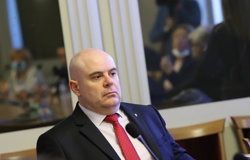 Главният прокурор обяви, че няма да подаде оставка