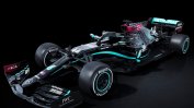 Мерцедес оцвети болида си в черно за новия сезон във Формула 1