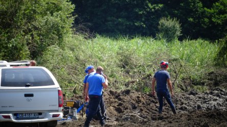 Газът е спрян веднага след задействането на автоматичната система, сега се работи по отстраняване на аварията, сн. БГНЕС