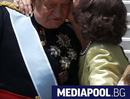 Бившият испански крал Хуан Карлос, абдикирал през 2014 г., се