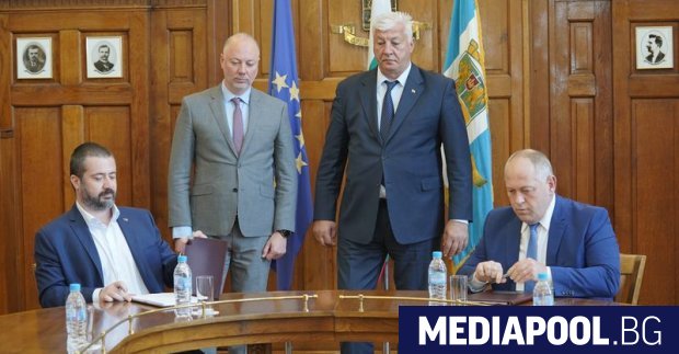 Българо-испанското обединение Геострой - Лантания ще модернизира участъци от железопътния