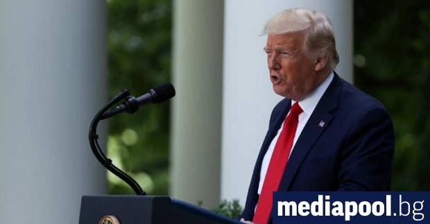 Президентът на САЩ Доналд Тръмп подписа четири указа насочени към
