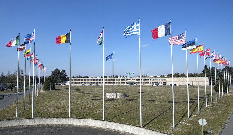 Върховното главно командване на Обединените въоръжени сили на НАТО в Европа (SHAPE)