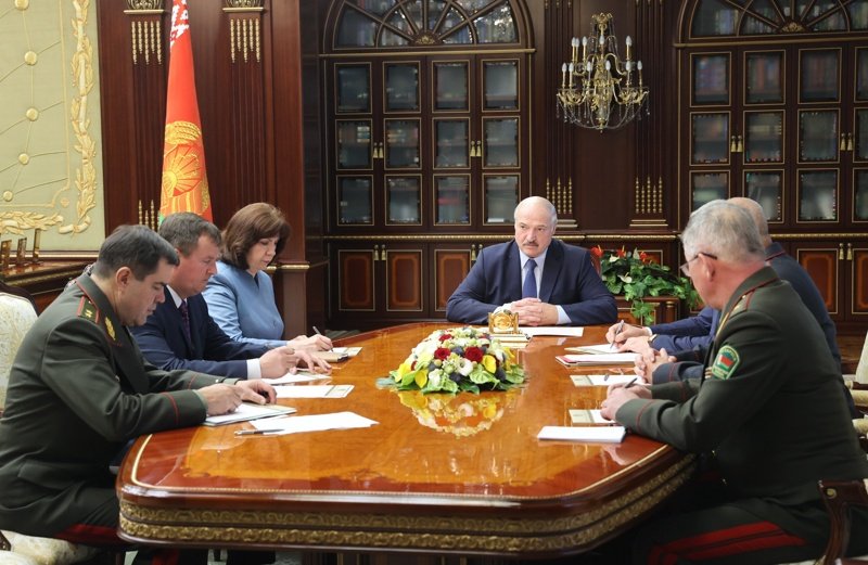 Лукашенко събра Съвета по национална сигурност, ден след ареста на 32-ма бойци от руската часта армия "Вагнер"