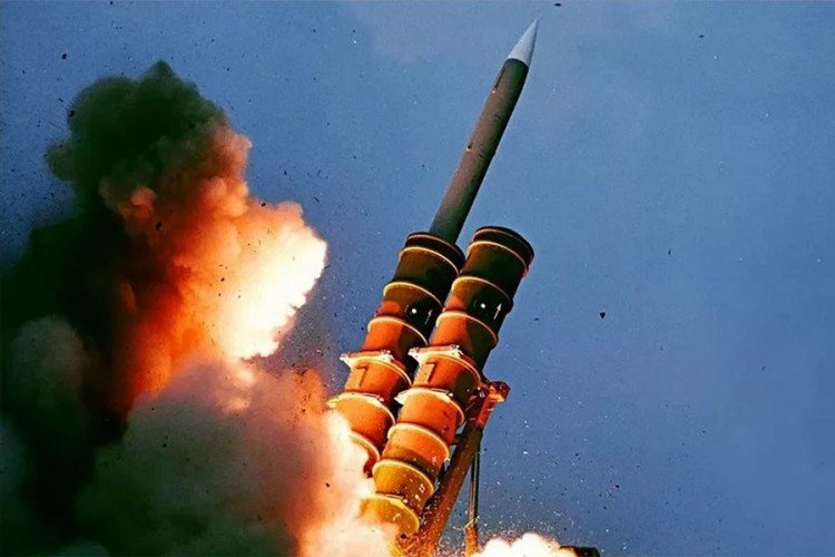 Сърбия купи "мистериозна" ракетна система от Китай (видео)