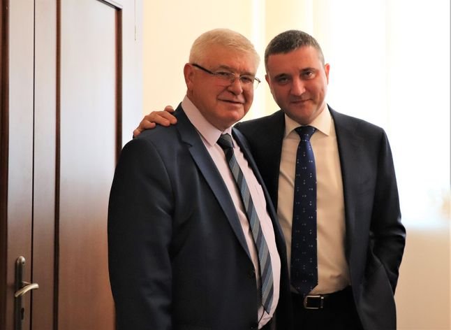 Освободеният министър на финансите Владислав Горанов предаде поста на наследника си Кирил Ананиев. Снимка: Министерство на финансите