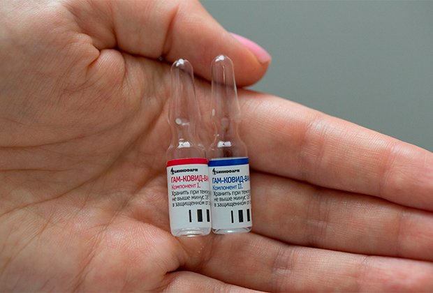 Руската ваксина срещу Covid-19 е несъвместима с алкохола в деня на поставянето