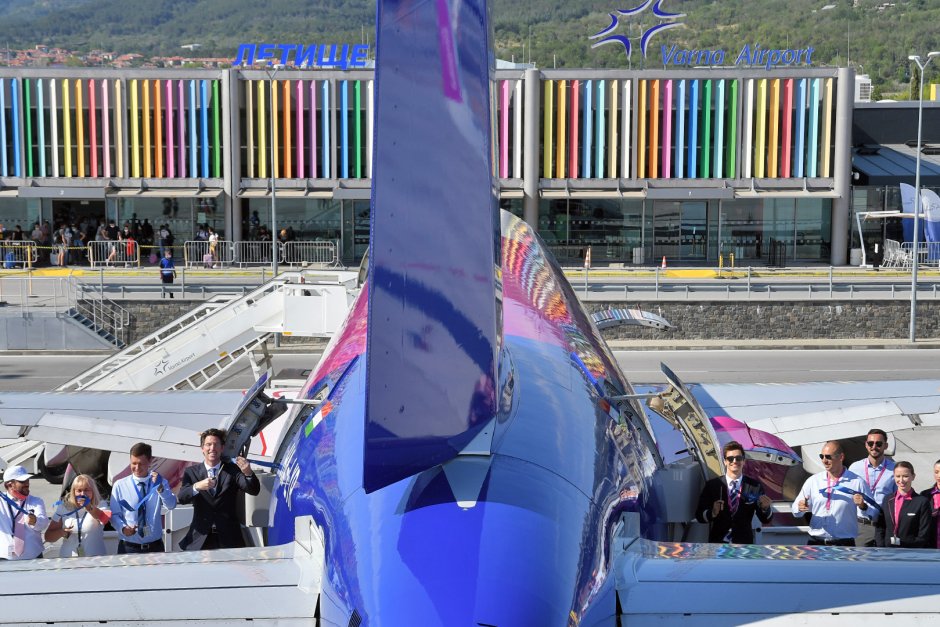 "Уиз Еър" с трети самолет и 9 нови маршрута от летище "Варна" през юли