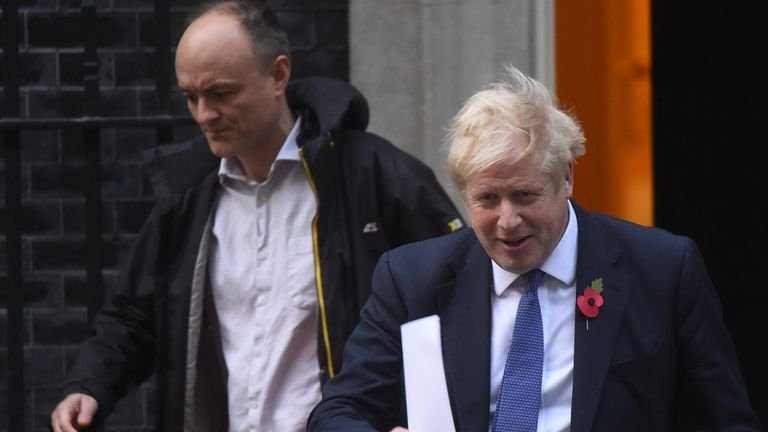 Борис Джонсън (дясно) заедно със своя съветник Доминик Къмингс, изиграл ключова роля в референдума през 2016-та