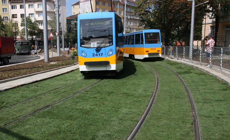 Ремонтът на "зеления" трамвай №5 поскъпна до 40.5 млн. лв.