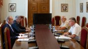 Президентът обсъди с началника на отбраната армейските планове