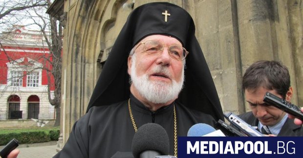Доростолският митрополит Амвросий е починал на 78 годишна възраст в болницата