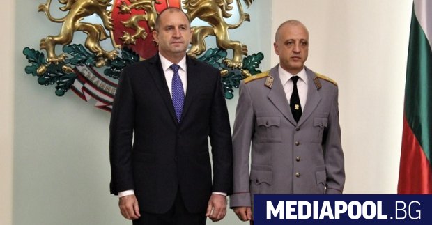 Президентът Румен Радев назначи официално Емил Тонев за началник на