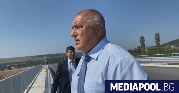 Мафията в момента иска да свали правителството хазарт контрабанда