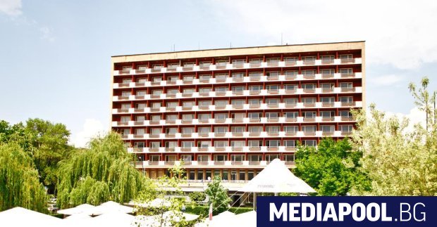 Столична община е против събарянето на хотел Рила защото такова