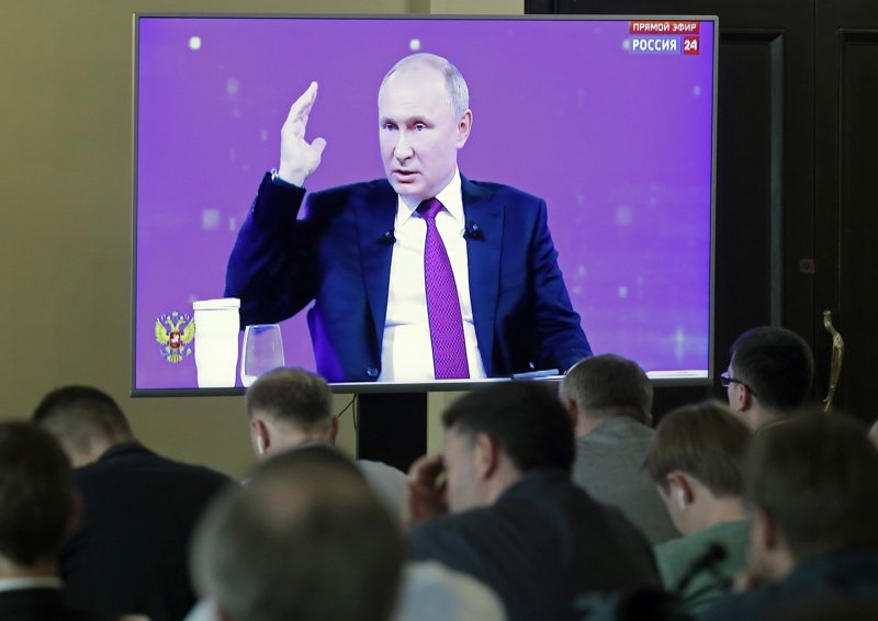 Путин отмени традиционната си годишна "пряка линия" с руснаците