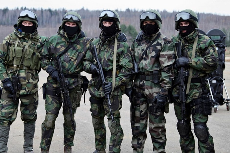 Русия изпраща войници и бойна техника в Беларус за съвместни учения