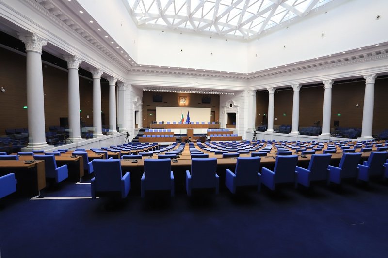 Новата пленарна зала на депутатите струва над 23 млн. лв.
