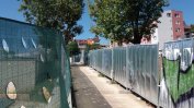 Достъпът до новата метростанция "България" се оказа частна собственост (видео)