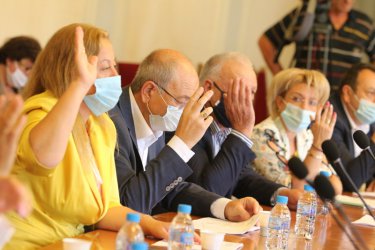 Момент от заседанието на правната комисия, сн. БГНЕС