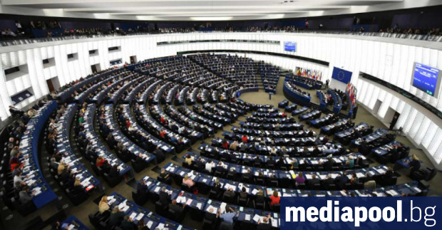 Евродепутатите ще обсъдят в понеделник продължаващите протести в България и
