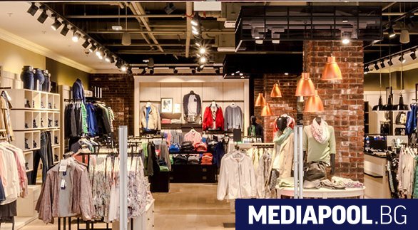 Затруднената финансово германска модна верига Том Тейлър Tom Tailor е