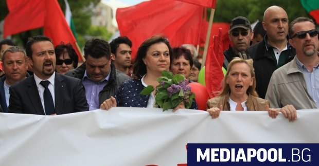 Социалисти започнаха да снемат доверието си от евродепутата Елена Йончева