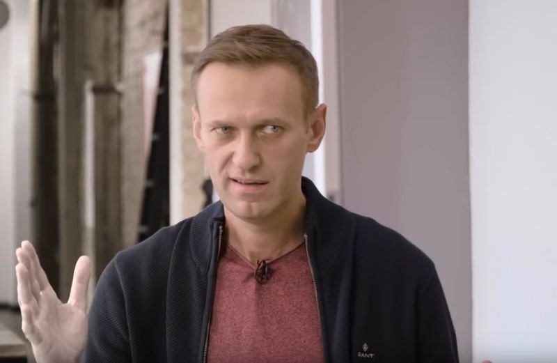 Навални призова ЕС да нанесе удар върху олигарси, близки до Кремъл