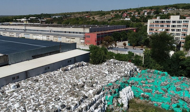 Прокуратурата подозира Бобокови за над 7 хил. тона опасни отпадъци