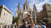 Срив на чуждите туристи в Испания със 76% през август