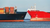 Руски военен кораб се сблъска с контейнеровоз в датски води