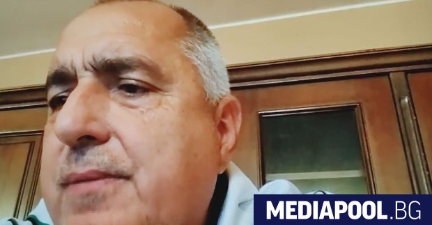 Фургони пред всички болници за бързо диагностициране на пациенти настаняване