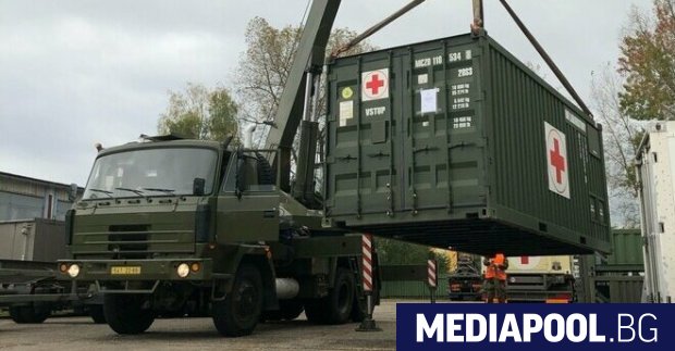Чешката армия е започнала да изгражда временна полева болница в