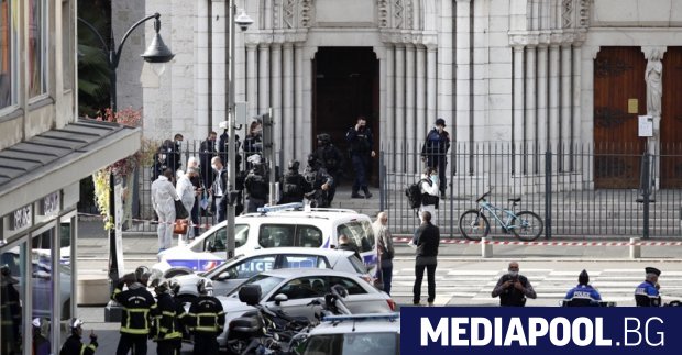 Френските власти са задържали снощи 47 годишен мъж заподозрян че е