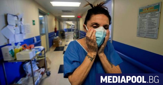 Петдесет и четири годишна медицинска сестра е убедена, че коронавирусът