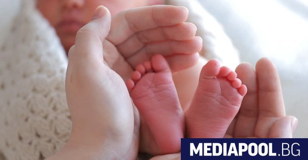 Жена с Covid 19 роди здраво бебе в АГ отделението на многопрофилната