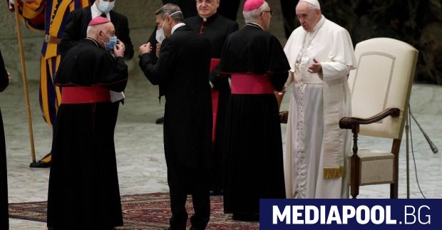 Папа Франциск описа пандемията като страховита дама но нито той