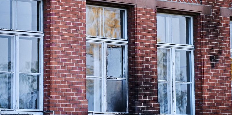 Подпалвачи нападнаха сграда на института "Роберт Кох" в Берлин