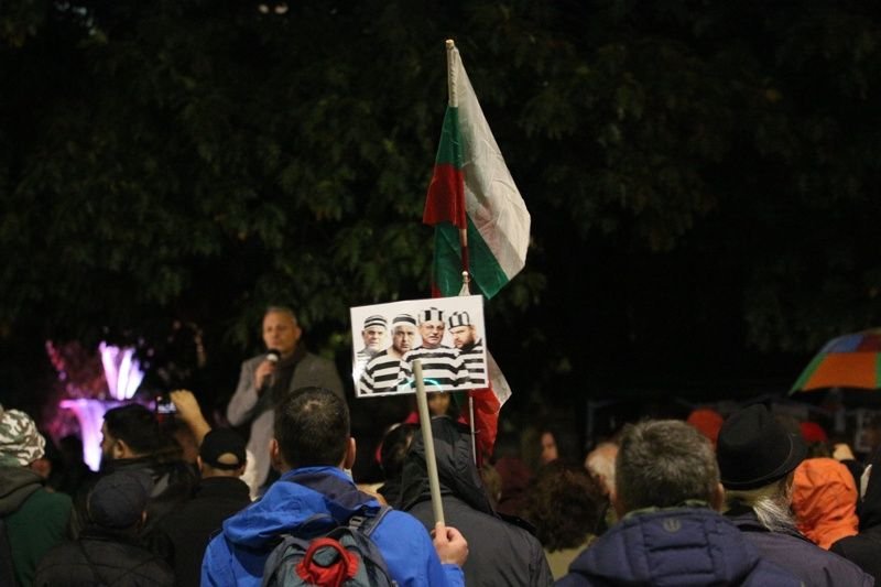Ден 97: Действия на МВР и ГДБОП в епицентъра на протеста