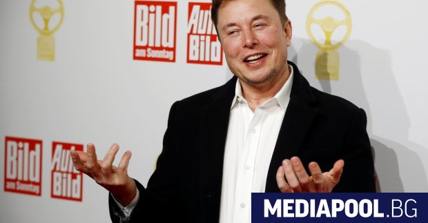 Главният изпълнителен директор на Тесла Илон Мъск съобщи в четвъртък