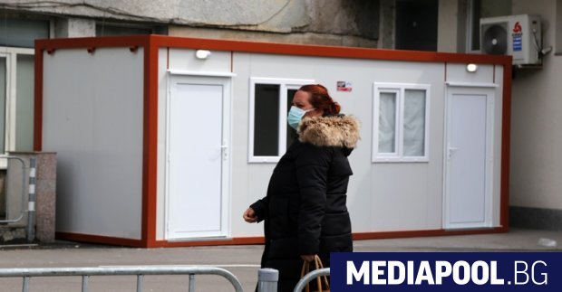 Подкрепата за мерките на правителството срещу коронавируса се е сринала