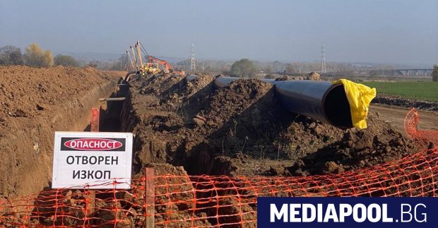 На 1 януари в България ще влезе азерски газ След