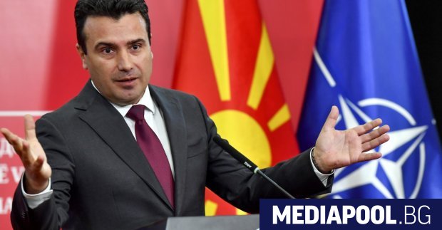 Македонският премиер Зоран Заев е засипан с критики и обиди