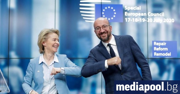 Председателят на Европейския съвет Шарл Мишел и председателката на Европейската