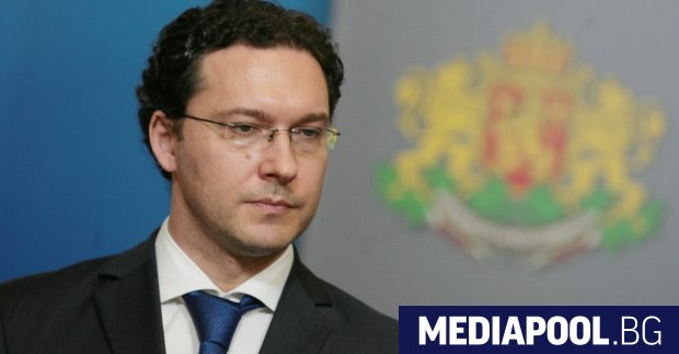 Президентът Румен Радев е отказал да назначи бившия външен министър