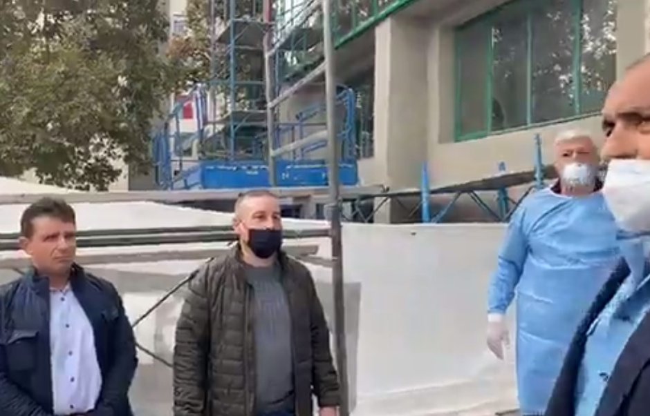 Не психясвайте хората! Премиерът мина през Пловдив, за да "изпише" кмета от болницата